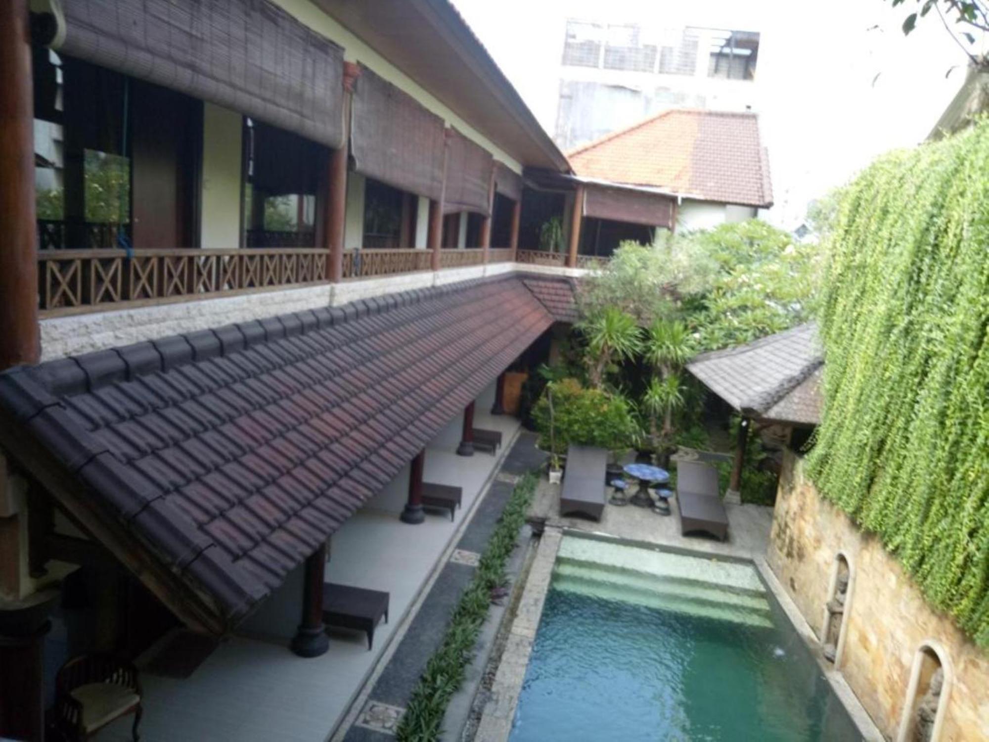 Taman Ayu Legian Hotel Exteriör bild